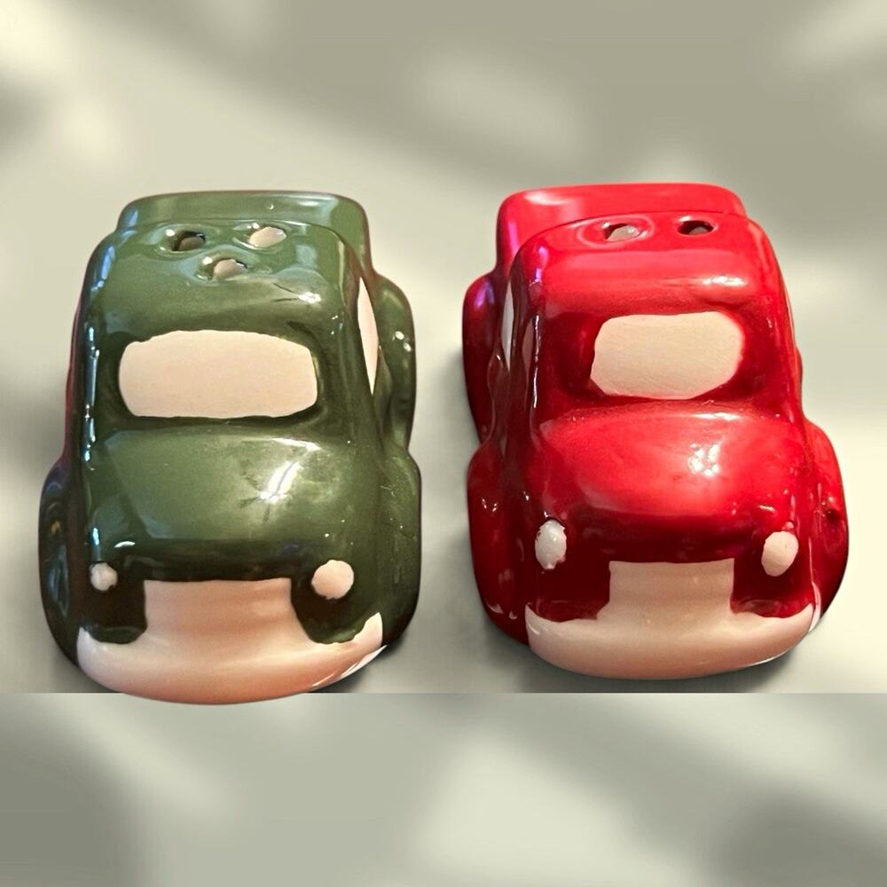 Ceramic Christmas Truck Salt & Pepper Shakers Set 2pc Red Green And White